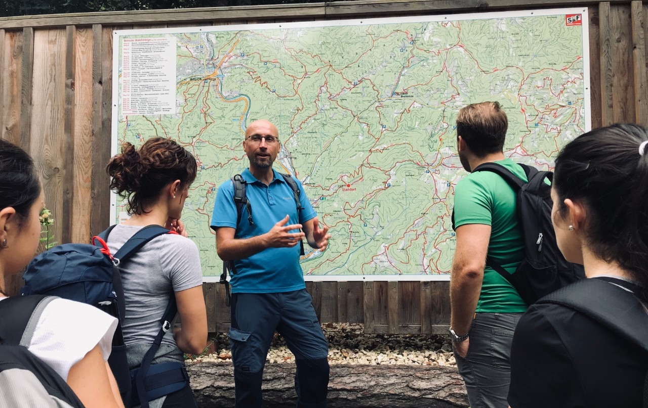 Put malih koraka jednog planinarskog vodiča - Veseli izleti - Vlado Matijević